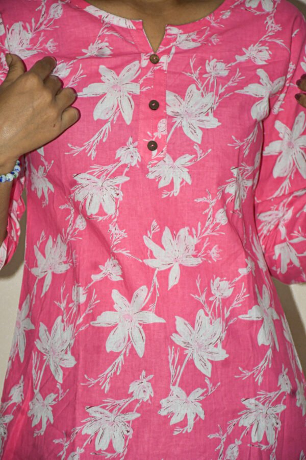 Neck Charm Pink Kurti - Image 3
