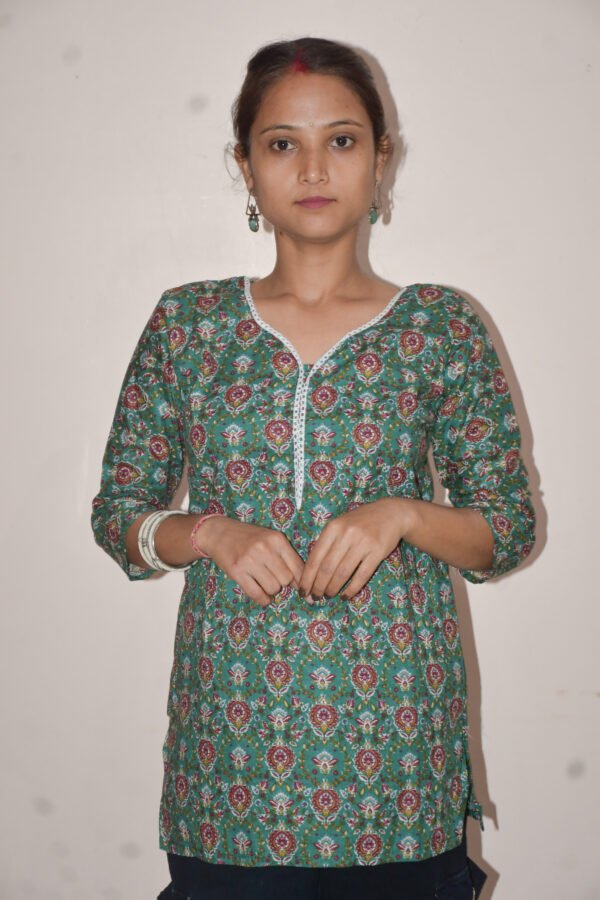 Hari Gul Kurti